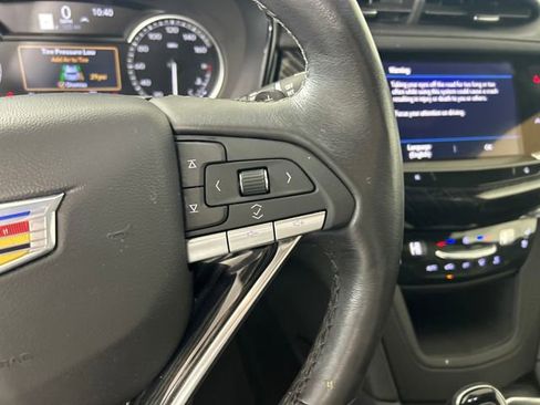 Used 2024 Cadillac XT6 Premium Luxury image 16