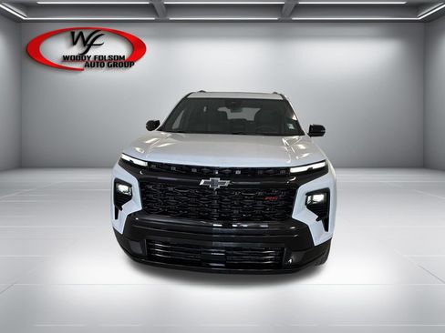 New 2026 Chevrolet Traverse RS w/ LPO, Floor Liner Package FWD image 2