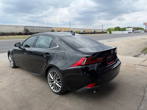 Used 2016 Lexus IS 200t w/ Navigation System Package RWD image 23