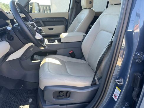 Used 2023 Land Rover Defender 110 SE image 10