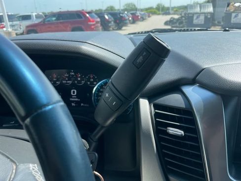 Used 2017 Chevrolet Tahoe LT AWD/4WD image 15