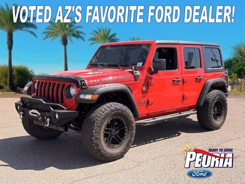 Used 2023 Jeep Wrangler Unlimited Rubicon w/ Cold Weather Group AWD/4WD image 1