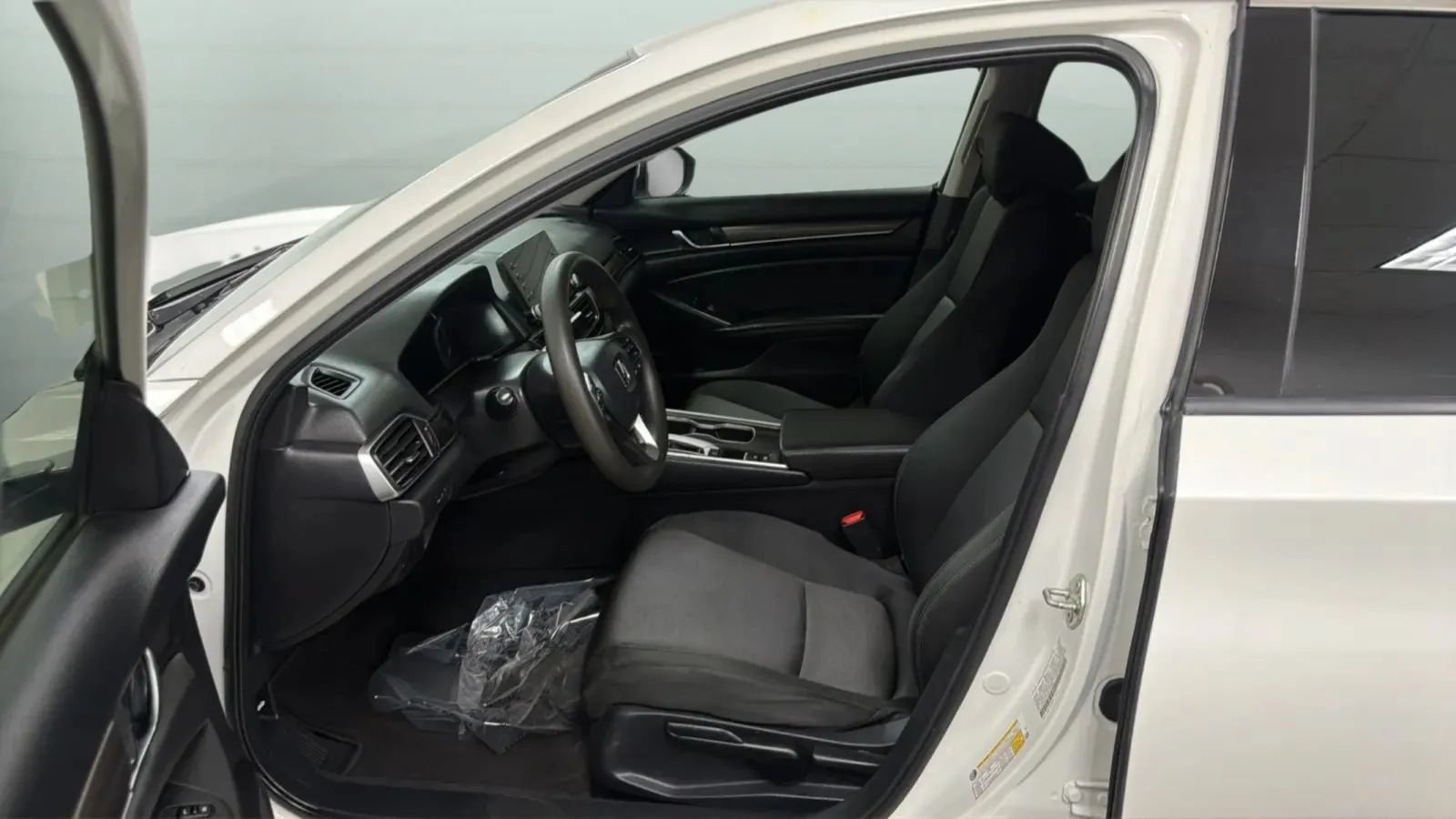 Used 2019 Honda Accord LX image 21