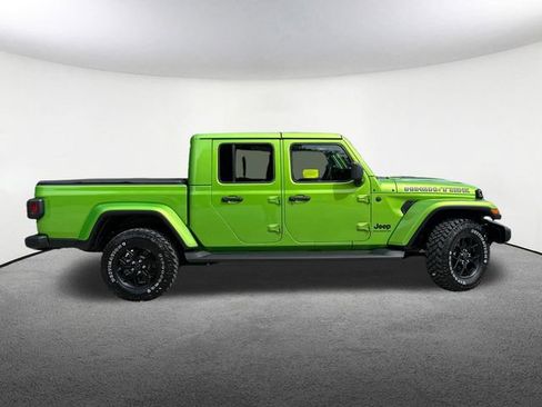 Used 2025 Jeep Gladiator Sport AWD/4WD image 15