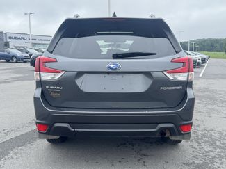 Certified 2024 Subaru Forester Premium AWD/4WD video 4