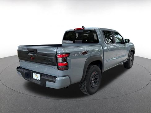 Used 2026 Nissan Frontier PRO-4X AWD/4WD image 12