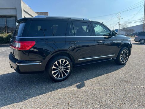 Used 2020 Lincoln Navigator Reserve w/ Luxury Package image 19