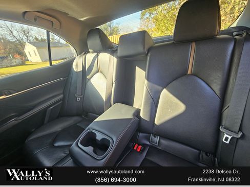 Used 2020 Toyota Camry XLE w/ Driver Assist Package image 31