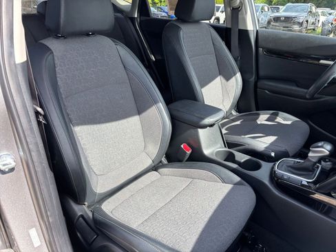 Used 2025 Kia Seltos S FWD image 38