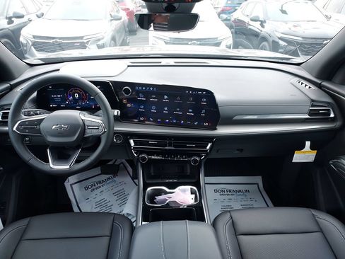 New 2027 Chevrolet Traverse LT w/ Midnight/Sport Edition AWD/4WD image 15