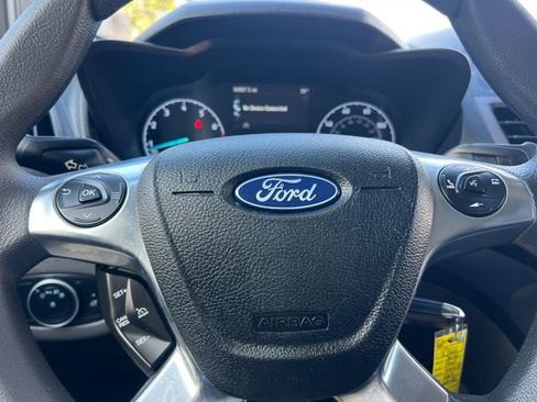 Used 2020 Ford Transit Connect XL image 24