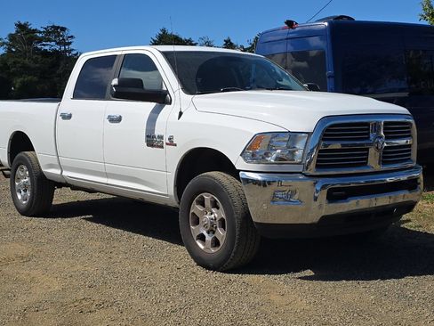 Used 2018 RAM 2500 Big Horn AWD/4WD image 2