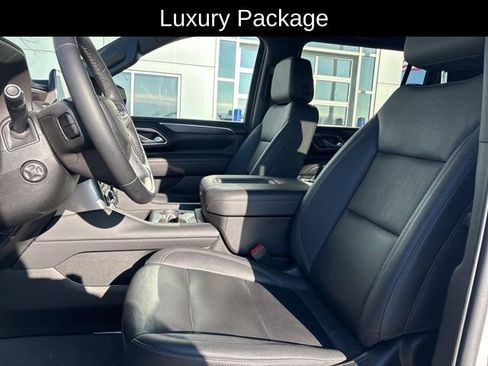 Used 2023 Chevrolet Suburban Z71 w/ Z71 Off-Road Package image 10