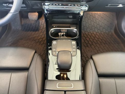 Used 2021 Mercedes-Benz A 220 4MATIC image 10