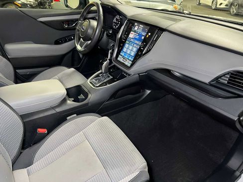 Used 2024 Subaru Outback Premium image 11