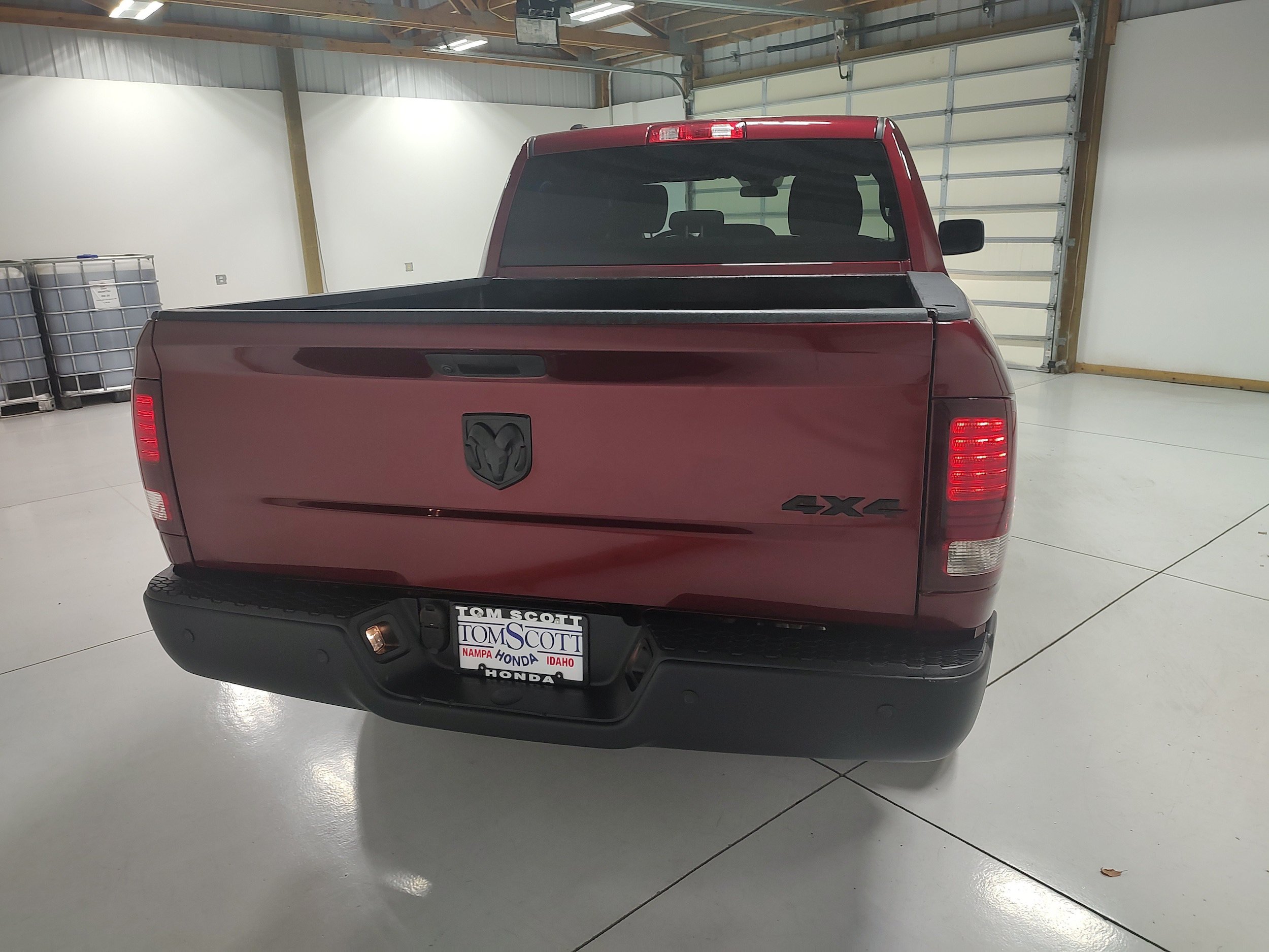 Used 2024 RAM 1500 Warlock AWD/4WD image 11