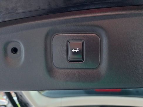 Used 2017 INFINITI QX60 Luxe w/ Premium Plus Package image 15