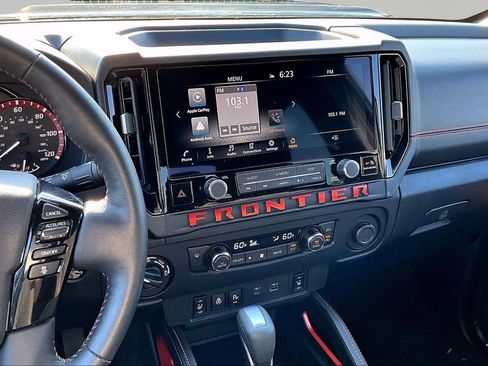 Used 2026 Nissan Frontier PRO-4X AWD/4WD image 12
