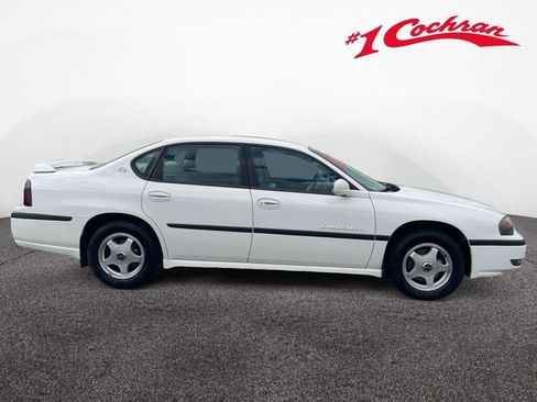 Used 2002 Chevrolet Impala LS w/ Preferred Equipment Group image 8