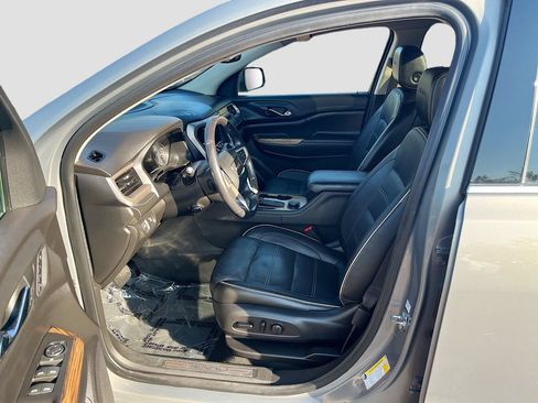 Used 2019 GMC Acadia Denali w/ Technology Package AWD/4WD image 22