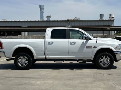 Used 2014 RAM 2500 Laramie w/ Protection Group AWD/4WD image 9