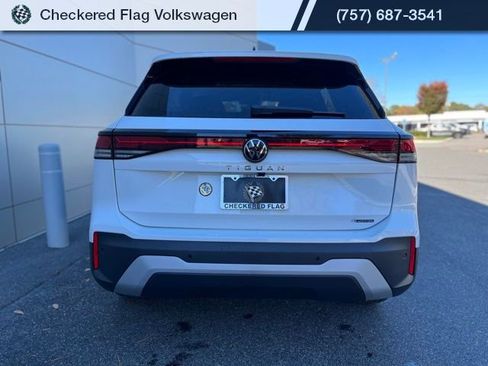 New 2026 Volkswagen Tiguan S image 10