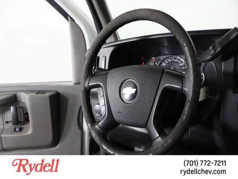 Used 2010 Chevrolet Express 3500 image 15