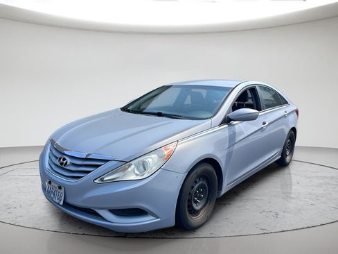 Used 2011 Hyundai Sonata GLS FWD image 11