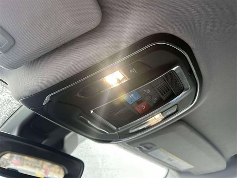 Used 2023 Jeep Grand Cherokee L Laredo image 31