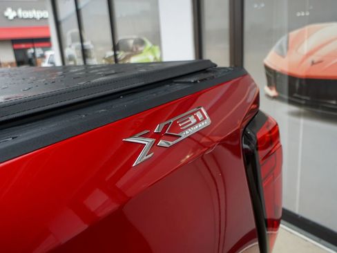 Used 2024 GMC Sierra 1500 SLT w/ SLT Premium Plus Package image 10