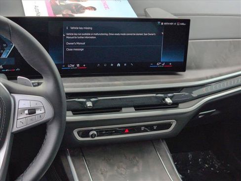 Used 2025 BMW X7 xDrive40i w/ Parking Assistance Package AWD/4WD image 15