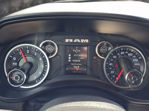 Used 2019 RAM 1500 Big Horn AWD/4WD image 15