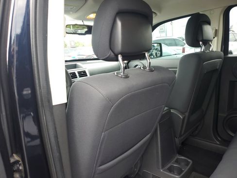 Used 2011 Dodge Nitro Heat AWD/4WD image 14