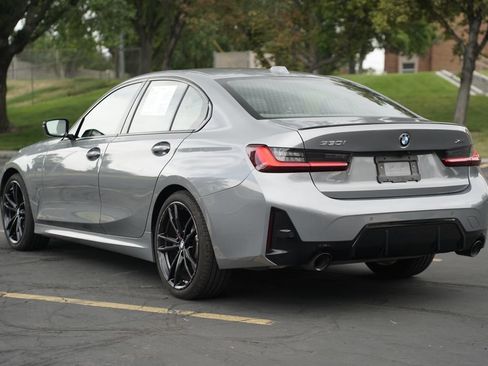 Used 2023 BMW 330i xDrive Sedan w/ M Sport Package AWD/4WD image 3