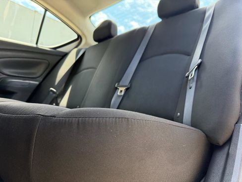 Used 2017 Nissan Versa S Plus FWD image 9