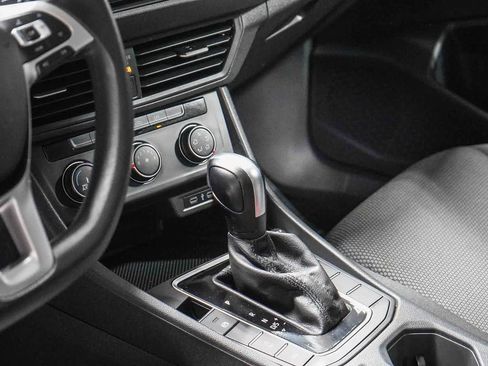 Used 2021 Volkswagen Jetta S FWD image 23