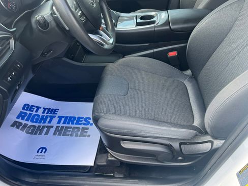 Used 2022 Hyundai Santa Fe SE image 16