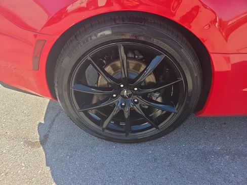 Used 2016 Chevrolet Camaro LT RWD image 4