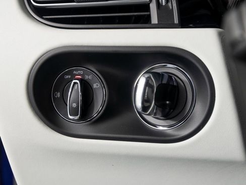 New 2026 Porsche Macan image 30