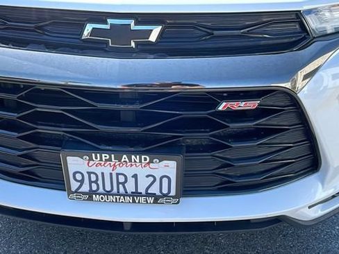 Used 2022 Chevrolet TrailBlazer RS w/ Sun and Liftgate Package FWD image 9