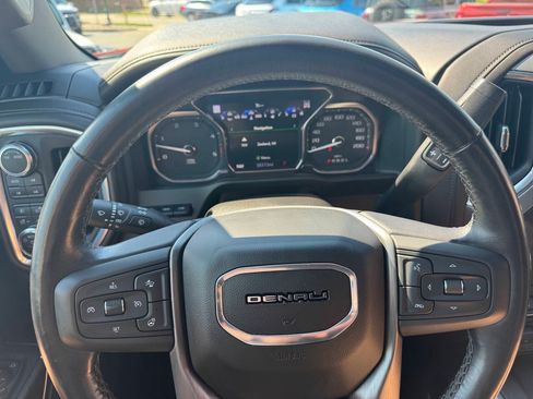 Used 2022 GMC Sierra 2500 Denali w/ Denali Ultimate Package AWD/4WD image 21