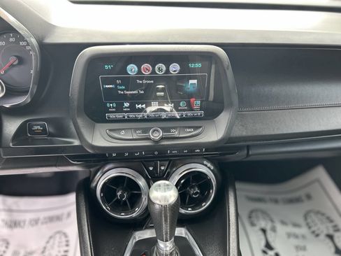 Used 2017 Chevrolet Camaro SS image 12
