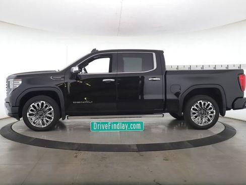 Used 2023 GMC Sierra 1500 Denali Ultimate AWD/4WD image 9