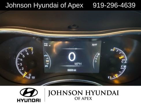 Used 2020 Jeep Grand Cherokee Laredo w/ Laredo X Package image 32