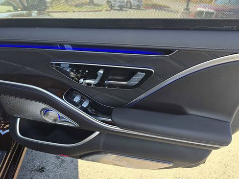 New 2026 Mercedes-Benz Maybach S 580 4MATIC image 14