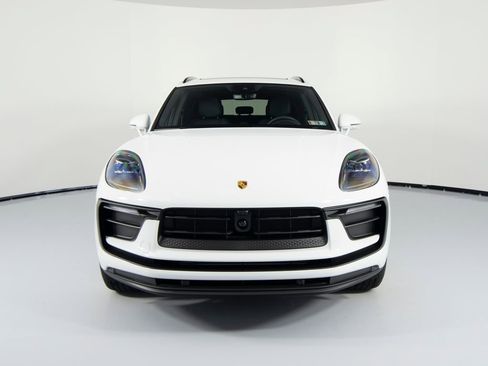 New 2026 Porsche Macan AWD/4WD image 13