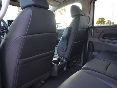 Used 2026 Honda Odyssey EX-L image 12