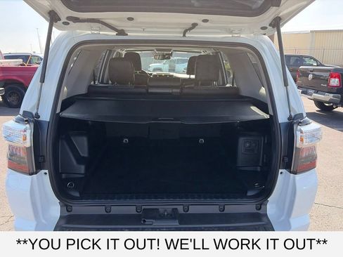 Used 2023 Toyota 4Runner SR5 Premium w/ Moonroof Package RWD image 7
