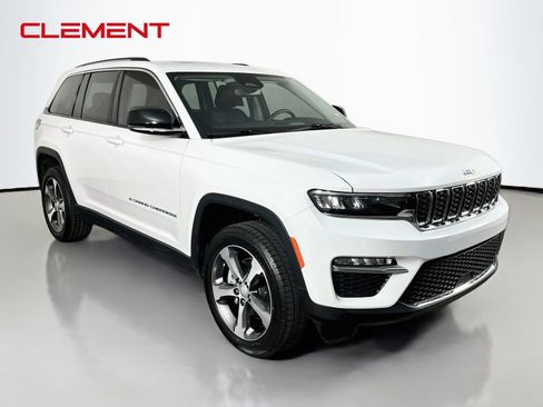 Used 2022 Jeep Grand Cherokee Limited 4xe AWD/4WD image 4