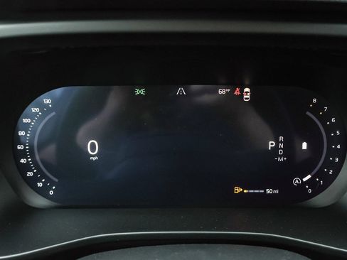 New 2026 Volvo XC40 B5 Core w/ Climate Package AWD/4WD image 33